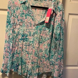 NWT XL Lilly Pulitzer Sea View Button Down in Colorful Camelflage